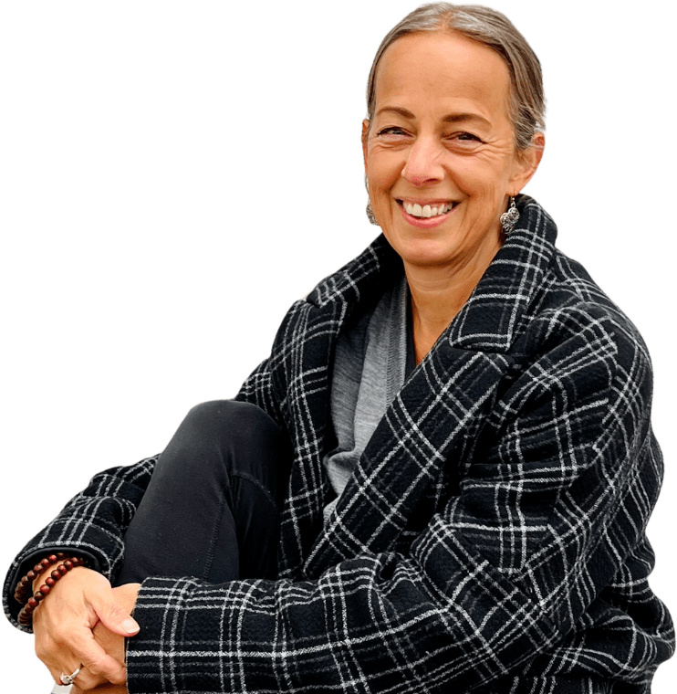 Simone Kuhrt, sitzend
